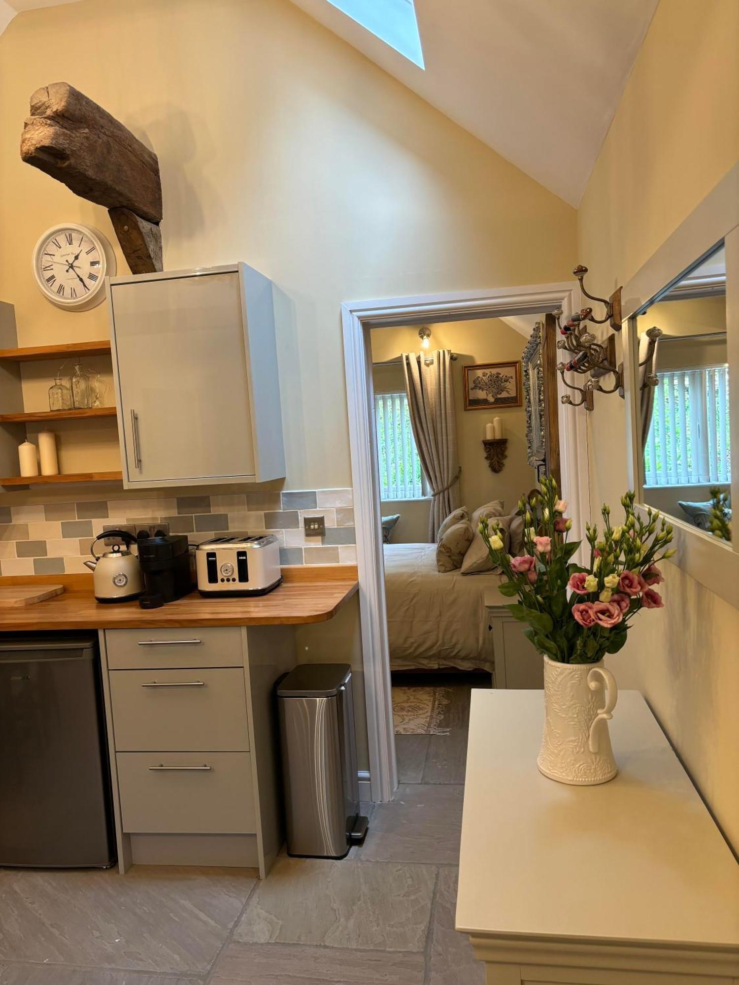 Mulberry House Farm Mulberry Lodge Chippenham  Extérieur photo